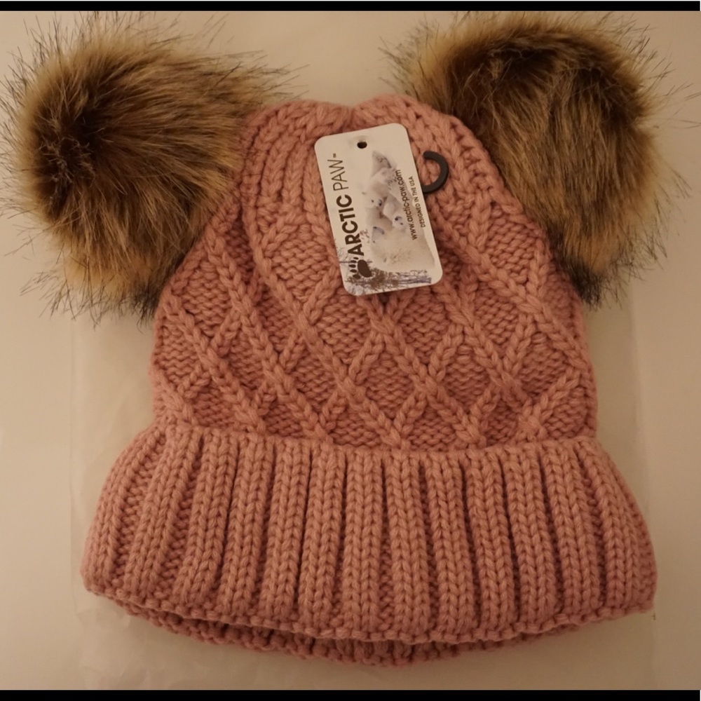Arctic paw beanie